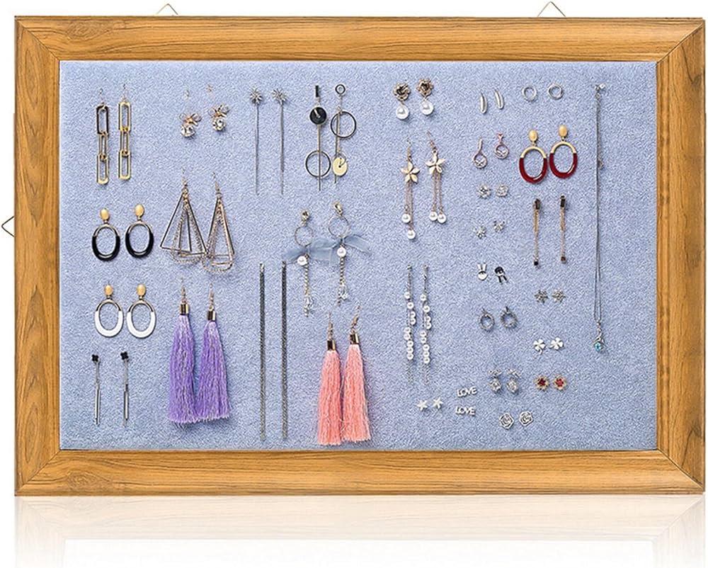 Jewellery Organizer Using an Old Frame